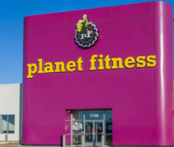 is planet fitness open memorial day